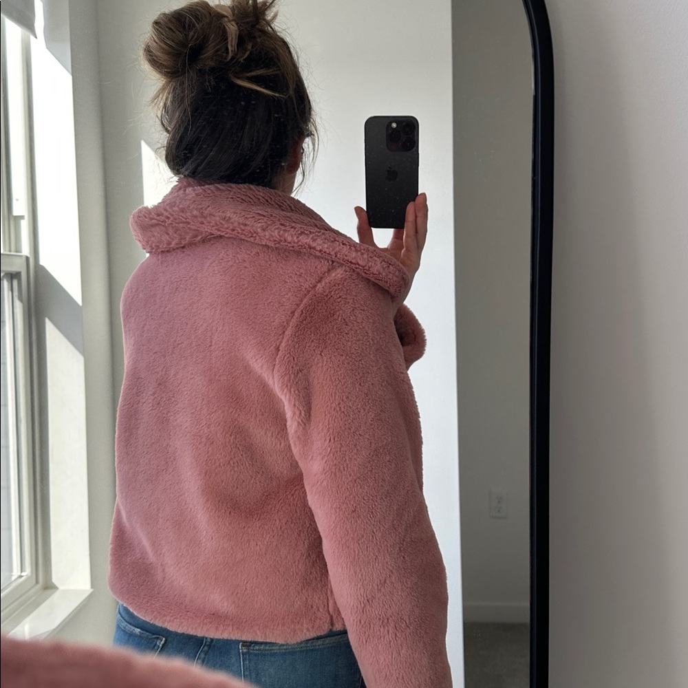 Simplee Jacket - Picture 4 of 7